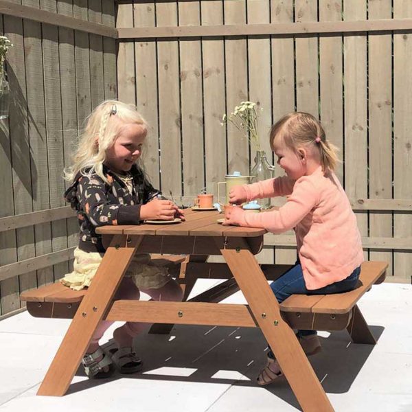 OutdoorWooden  Picnic Table