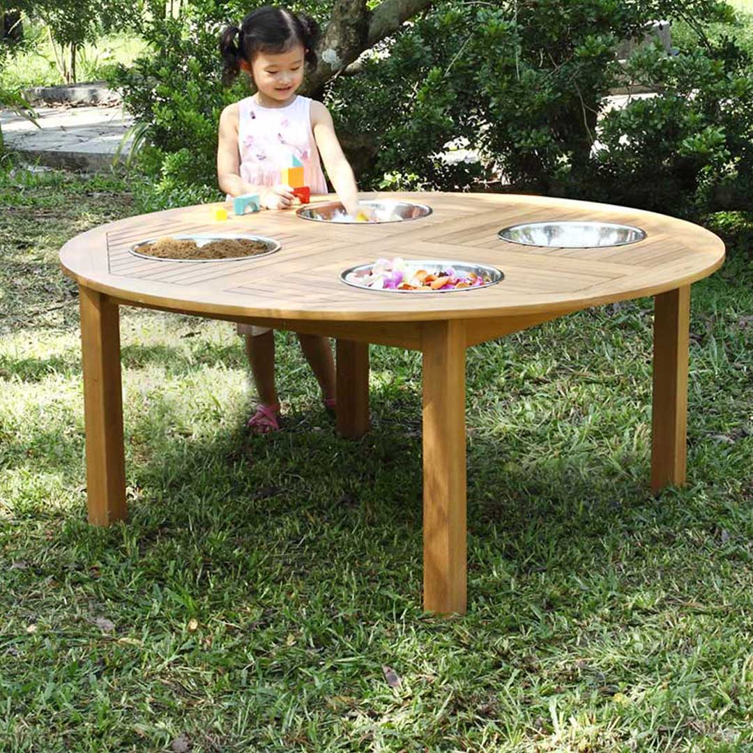 outdoor mud table