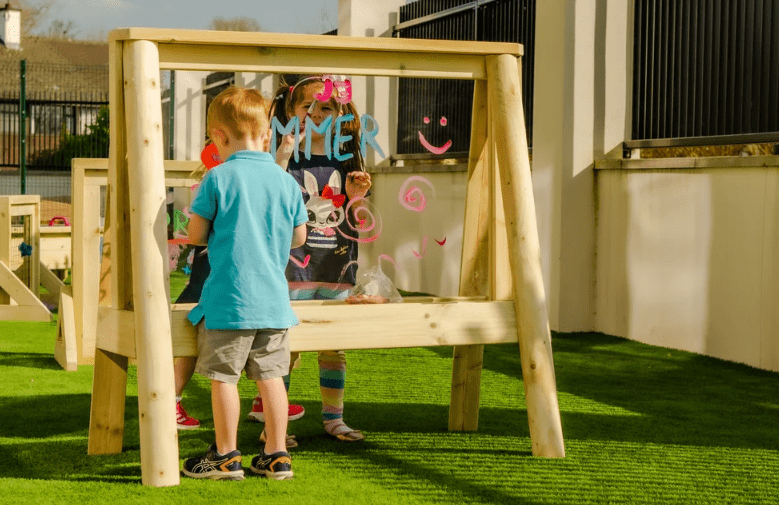 Freestanding Clear Acrylic Easel(Portrait) Freestanding Clear Acrylic Easel(Portrait)